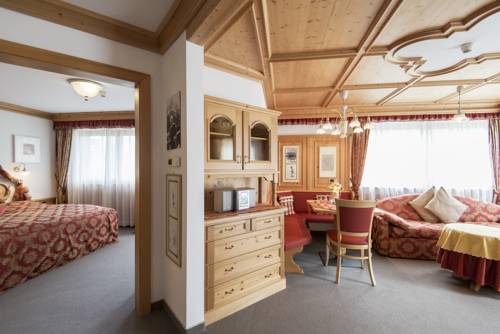 Imagen de la habitación del Hotel Romantik Arthotel Cappella. Foto 6