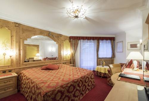 Imagen de la habitación del Hotel Romantik Arthotel Cappella. Foto 11