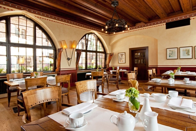 Imagen del bar/restaurante del Hotel Romantik Auf Der Wartburg. Foto 5
