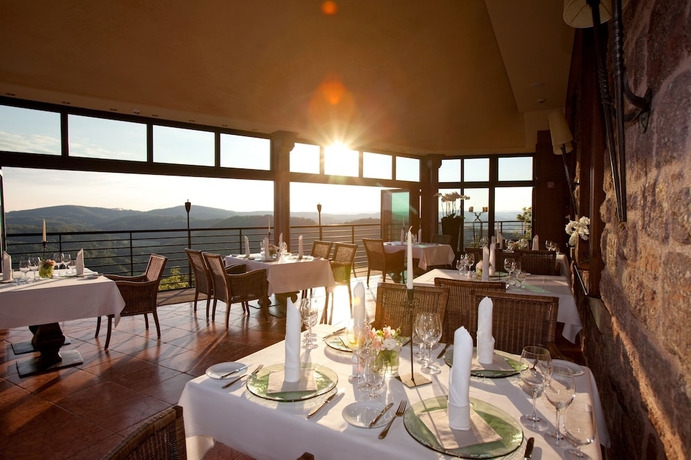 Imagen del bar/restaurante del Hotel Romantik Auf Der Wartburg. Foto 7