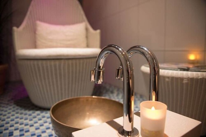 Imagen de la piscina del Hotel Romantik Boesehof. Foto 20