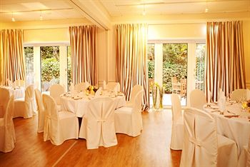 Imagen del bar/restaurante del Hotel Romantik Fuchsbau. Foto 8