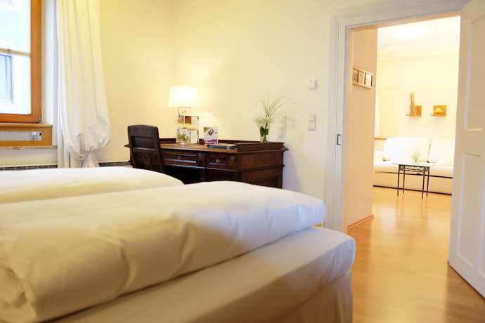 Imagen de la habitación del Hotel Romantik Hirschen. Foto 4