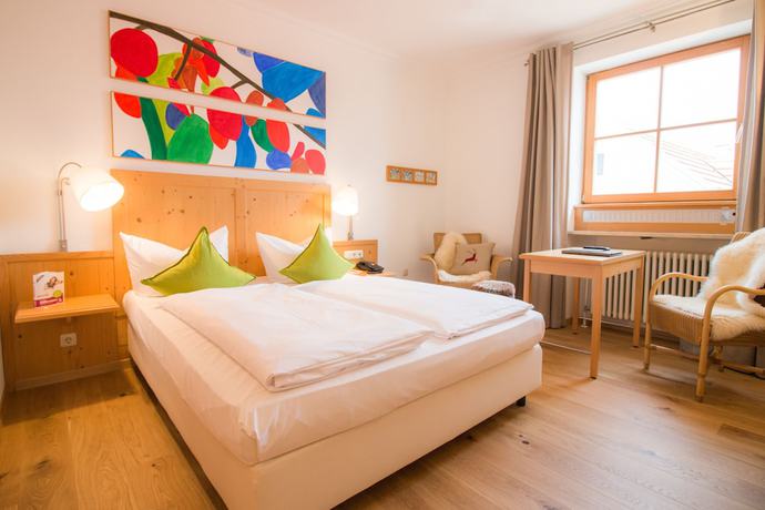 Imagen de la habitación del Hotel Romantik Hirschen. Foto 7
