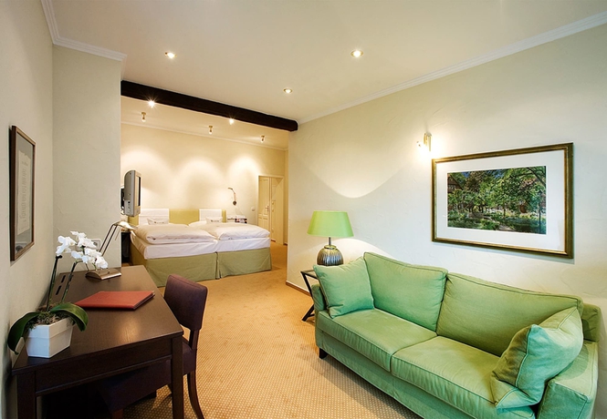 Imagen de la habitación del Hotel Romantik Hof Zur Linde. Foto 15