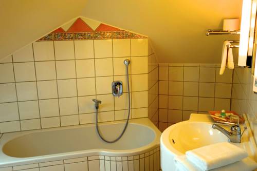 Imagen de la habitación del Hotel Romantik Hotel Villa Sayn. Foto 16