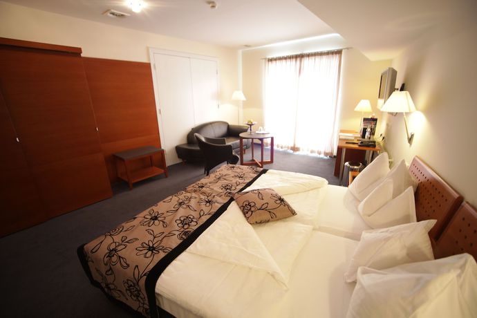 Imagen de la habitación del Hotel Romantik Hotel im Weissen Rössl am Wolfgangsee. Foto 9