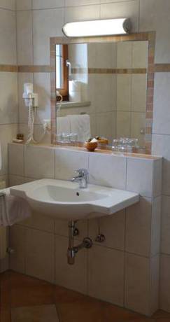 Imagen de la habitación del Hotel Romantik Krone. Foto 3
