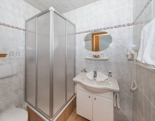 Imagen de la habitación del Hotel Romantik Krone. Foto 6