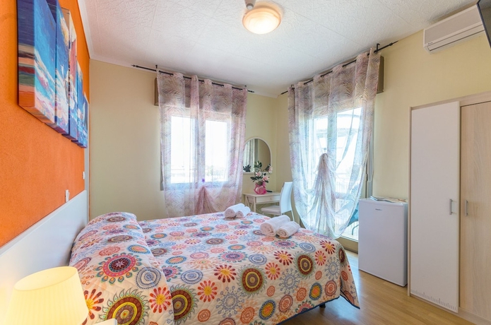 Imagen de la habitación del Hotel Romantik, Lignano Sabbiadoro. Foto 9