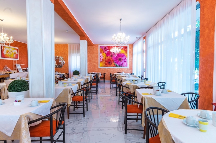 Imagen del bar/restaurante del Hotel Romantik, Lignano Sabbiadoro. Foto 5