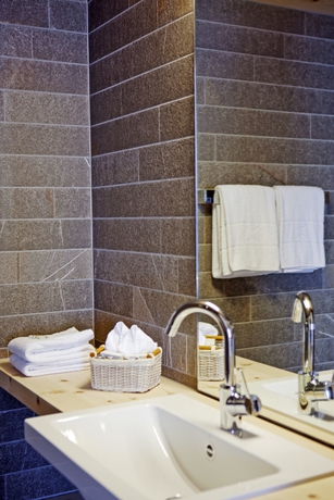 Imagen de la habitación del Hotel Romantik Muottas Muragl. Foto 4