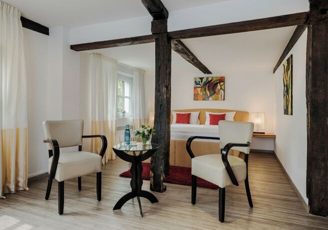 Imagen de la habitación del Hotel Romantik Neuhaus. Foto 4