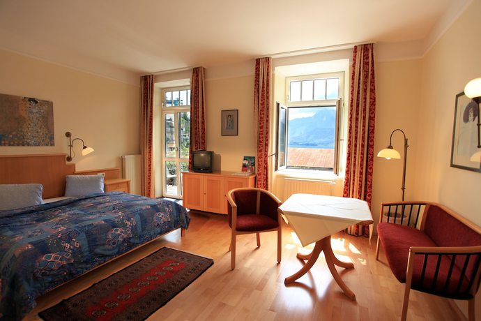 Imagen de la habitación del Hotel Romantik Residenz Ferienwohnungen Hotel Im Weissen R&ouml;ssl. Foto 8