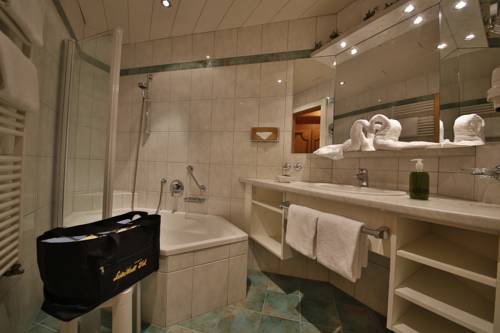 Imagen de la habitación del Hotel Romantik Resort and Spa - Der Laterndl Hof. Foto 6