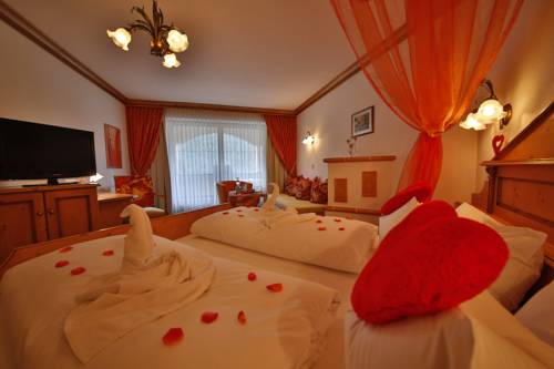 Imagen de la habitación del Hotel Romantik Resort and Spa - Der Laterndl Hof. Foto 7