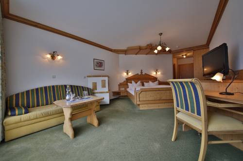 Imagen de la habitación del Hotel Romantik Resort and Spa - Der Laterndl Hof. Foto 8