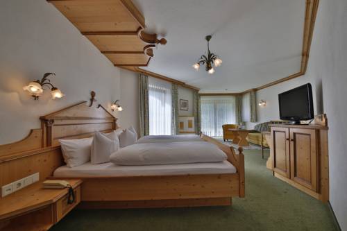 Imagen de la habitación del Hotel Romantik Resort and Spa - Der Laterndl Hof. Foto 12