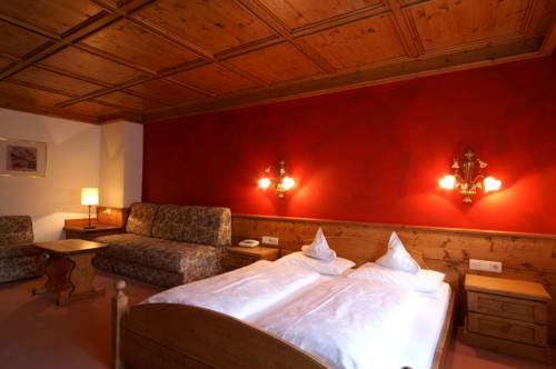 Imagen de la habitación del Hotel Romantik Santer. Foto 4