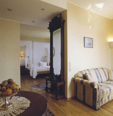 Imagen de la habitación del Hotel Romantik Schlo&szlig;hotel Kurf&uuml;rstliches Amtshaus Daune. Foto 6