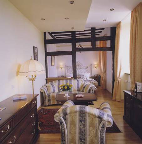 Imagen de la habitación del Hotel Romantik Schlo&szlig;hotel Kurf&uuml;rstliches Amtshaus Daune. Foto 7