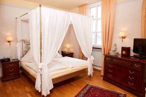 Imagen de la habitación del Hotel Romantik Schlo&szlig;hotel Kurf&uuml;rstliches Amtshaus Daune. Foto 9