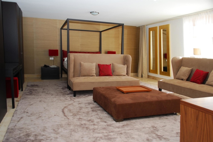 Imagen de la habitación del Hotel Romantik Schweizerhof. Foto 14