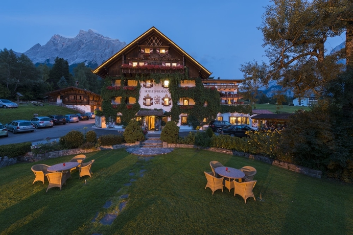 Imagen de los exteriores del Hotel Romantik Spielmann. Foto 13