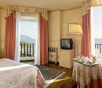 Imagen de los interiores del Hotel Romantik Villa Pagoda. Foto 13