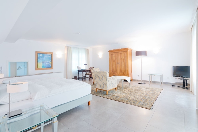 Imagen de la habitación del Hotel Romantik Waldhotel Mangold. Foto 6