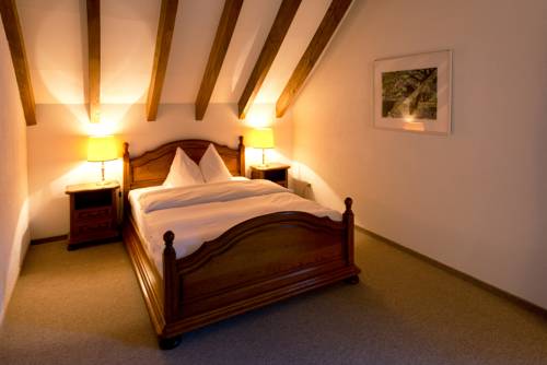 Imagen de la habitación del Hotel Romantik Zu Den Drei Sternen. Foto 9