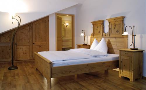 Imagen de la habitación del Hotel Romantik Zu Den Drei Sternen. Foto 11