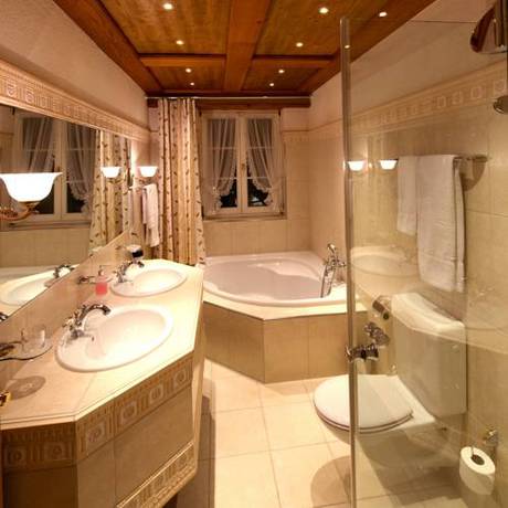 Imagen de la habitación del Hotel Romantik Zu Den Drei Sternen. Foto 13