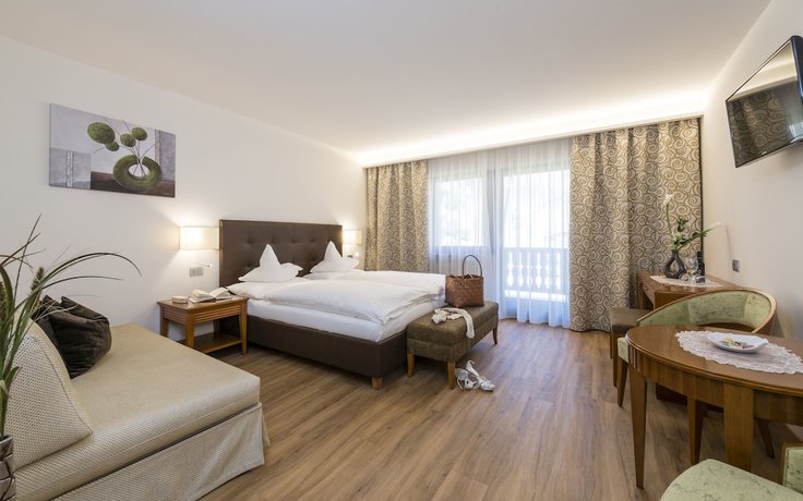 Imagen de la habitación del Hotel Romantik and Restaurant Stafler. Foto 15