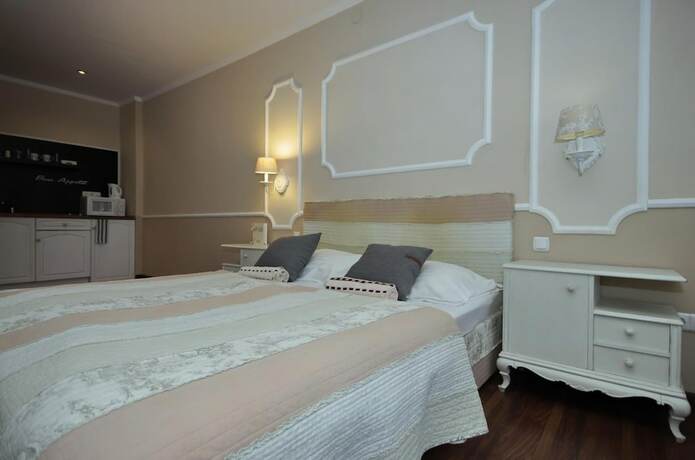 Imagen general del Hotel Romantika Panzi&oacute;, GYULA. Foto 4