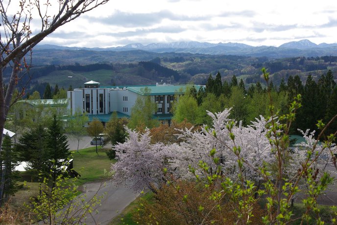 Imagen general del Hotel Romantopia, A Landscape Of Forest and Stars, The Swan, Of Stars. Foto 2