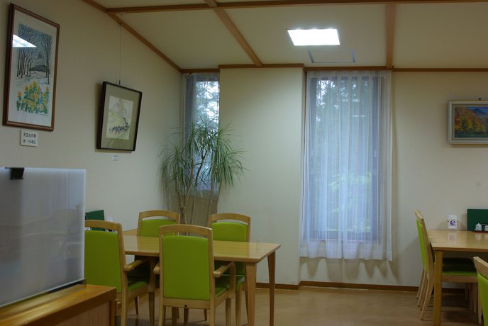 Imagen del bar/restaurante del Hotel Romantopia, A Landscape Of Forest and Stars, The Swan, Of Stars. Foto 5