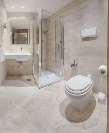 Imagen de la habitación del Hotel Rome Airport Fiumicino. Foto 11