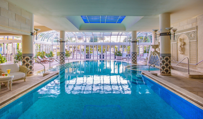 Imagen de la piscina del Hotel Rome Cavalieri, A Waldorf Astoria. Foto 16