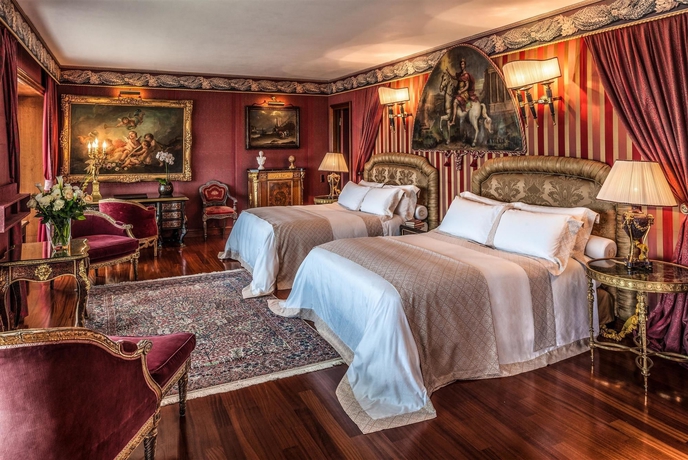 Imagen de la habitación del Hotel Rome Cavalieri, A Waldorf Astoria. Foto 4