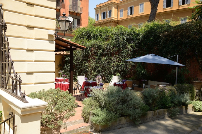 Imagen de los exteriores del Hotel Rome Garden. Foto 14