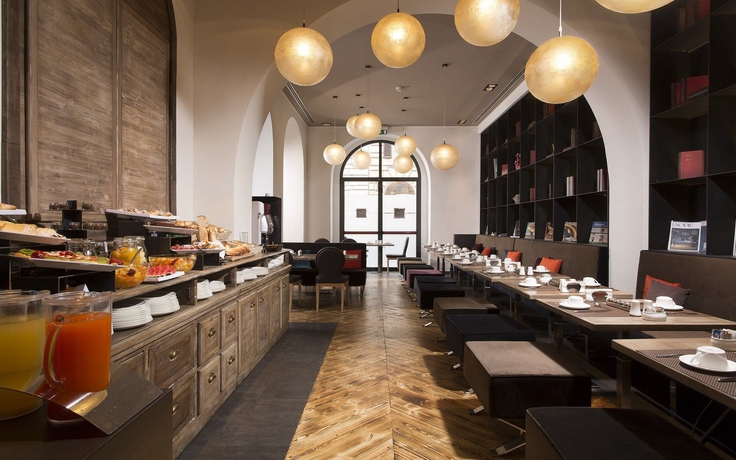 Imagen del bar/restaurante del Hotel Rome Times. Foto 5