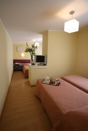 Imagen de la habitación del Hotel Romea. Foto 6