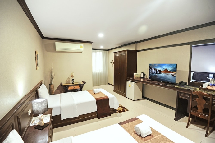 Imagen de la habitación del Hotel Romena Grand. Foto 7