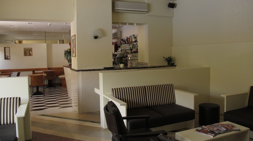 Imagen de los interiores del Hotel Romeo. Foto 18