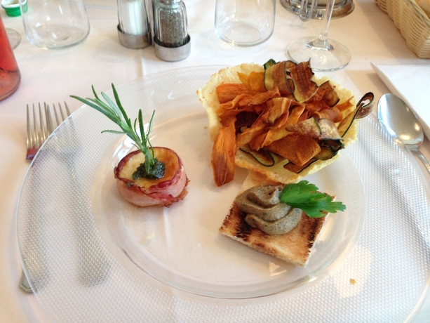Imagen del bar/restaurante del Hotel Romeo. Foto 5