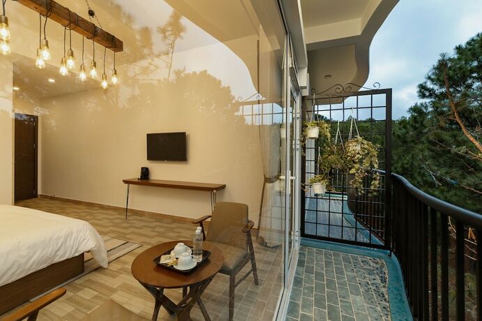 Imagen de la habitación del Hotel Romeo Juliet Dalat Resort. Foto 30