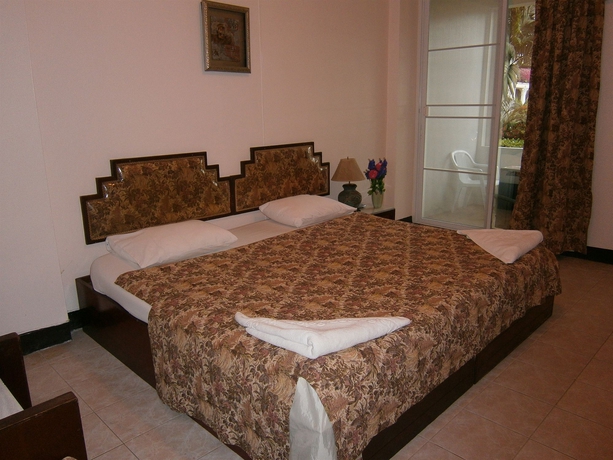 Imagen de la habitación del Hotel Romeo Palace. Foto 2