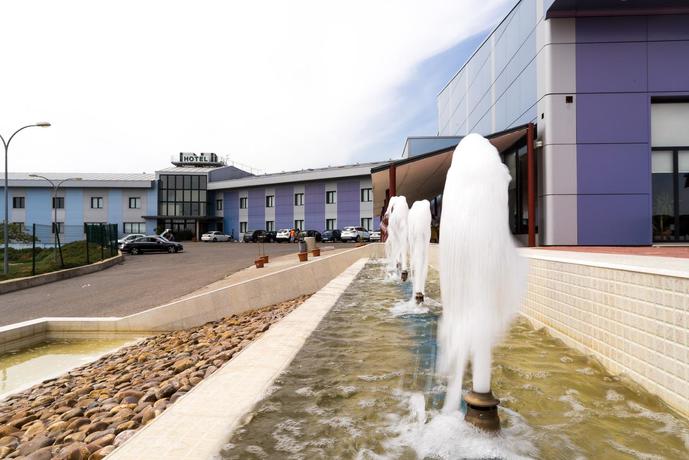 Imagen general del Hotel Romero De Mérida. Foto 4