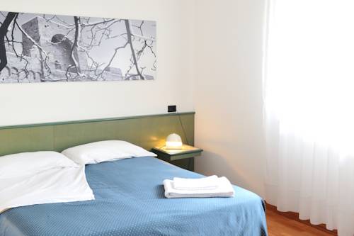 Imagen de la habitación del Hotel Rometta. Foto 9